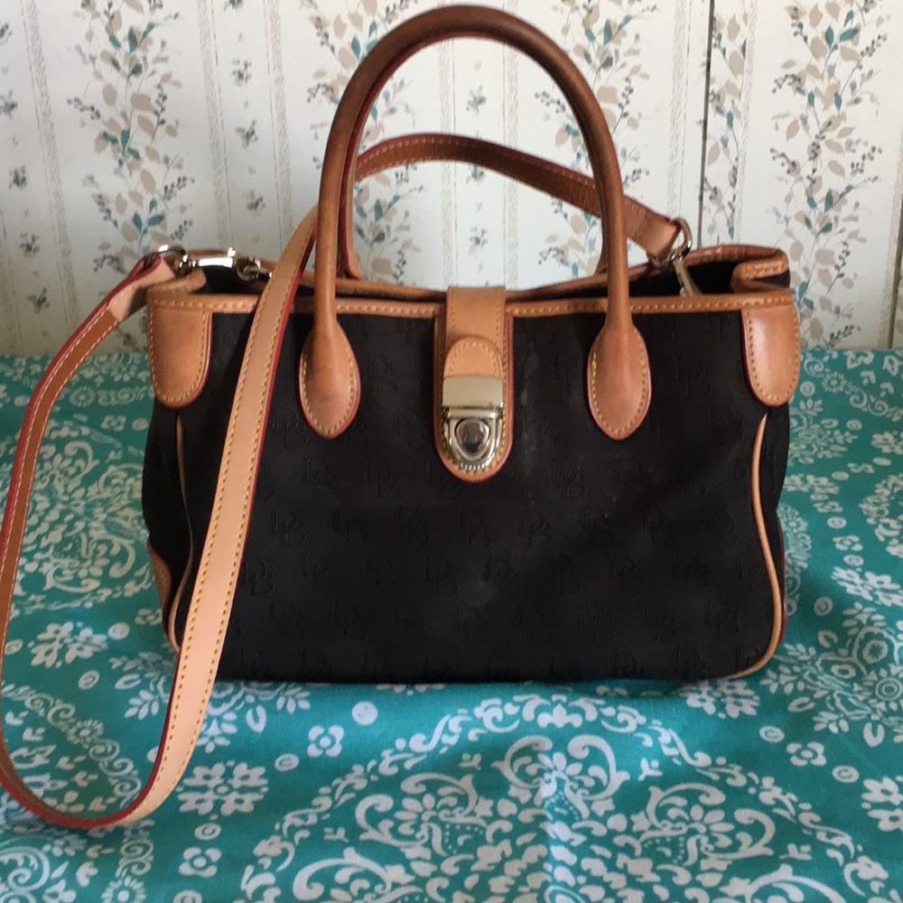 Dooney & Bourke Black Purse